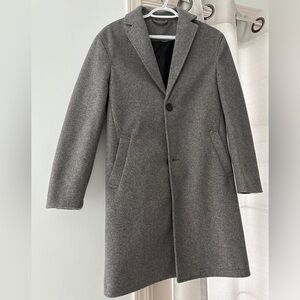 Berhska man coat xs